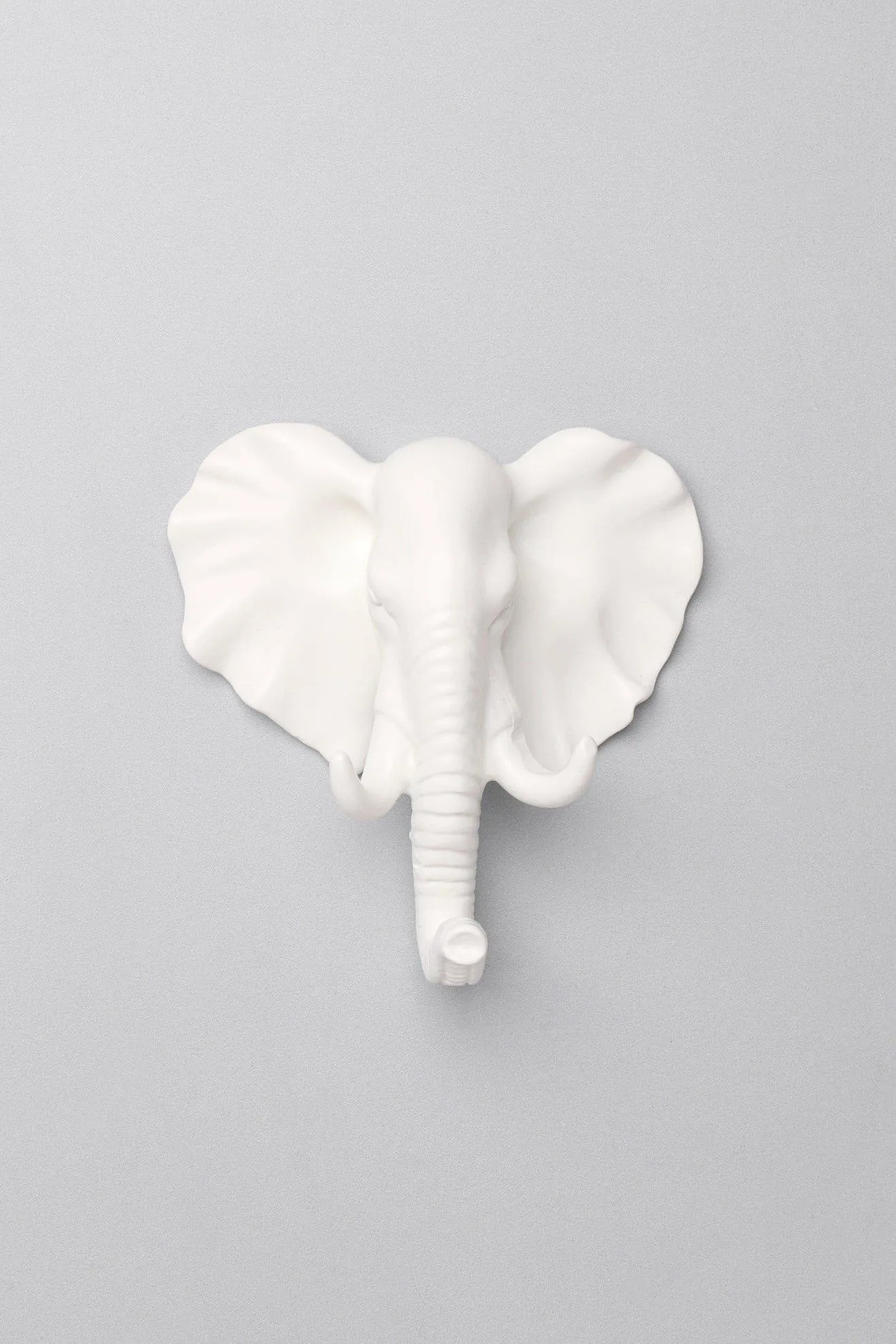 Ornamental White Animal Heads Wildlife Solid Resin Wall Organizer Coat Hook
