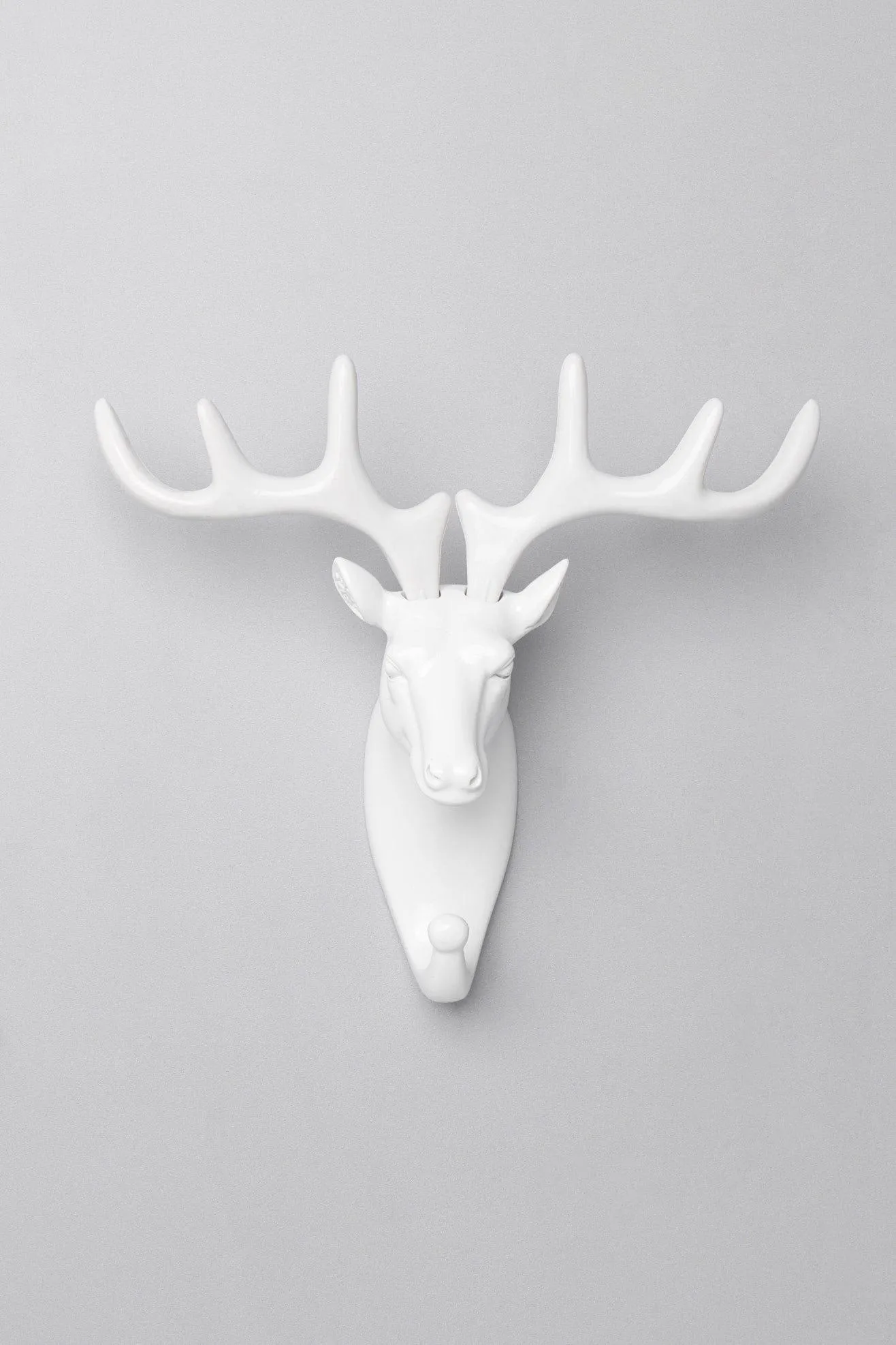 Ornamental White Animal Heads Wildlife Solid Resin Wall Organizer Coat Hook