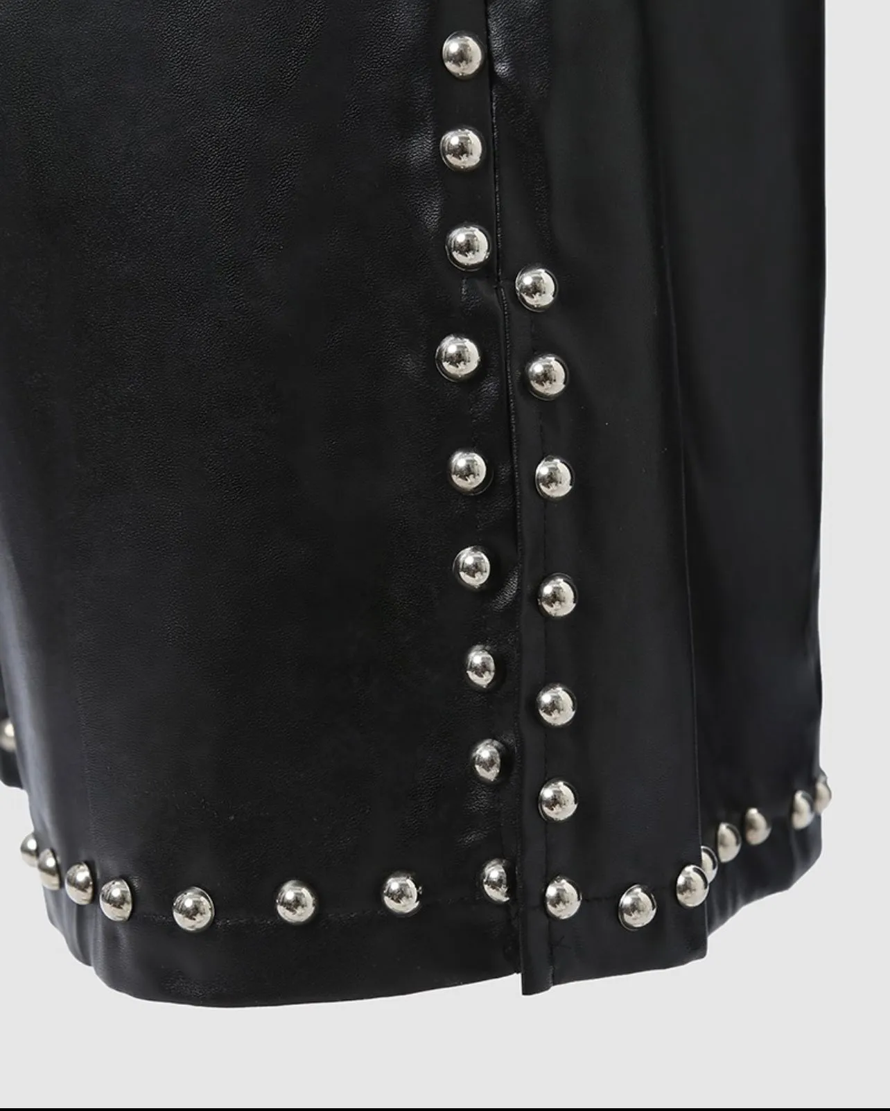 STUDDED-PANTS